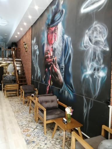 عکس قلیان سرای کوچه پلاس