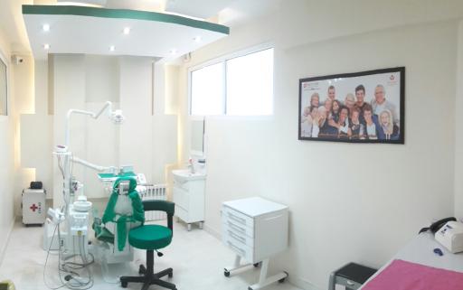 عکس درمانگاه دندانپزشکی شبانه روزی مارلیک