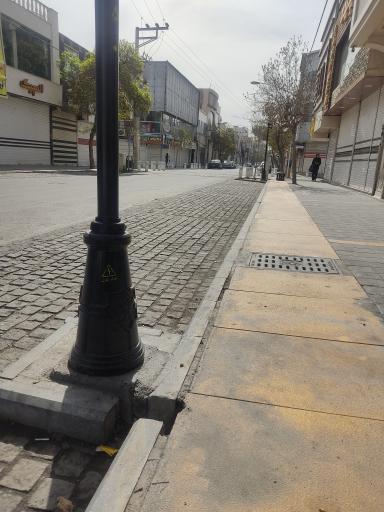 عکس بازار مانتو ایثار طلاب