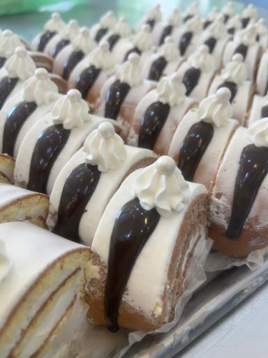 عکس شیرینی سرای ماکارون 