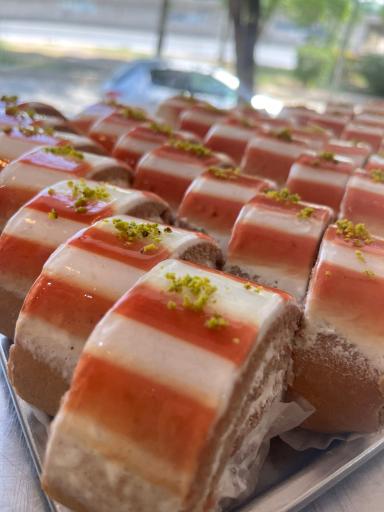 عکس شیرینی سرای ماکارون 