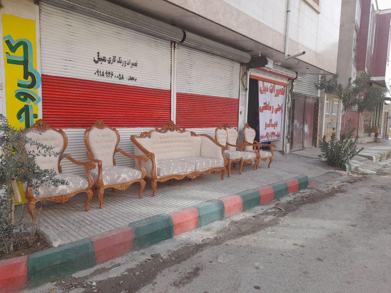 عکس کارگاه تولید و تعمیرات مبل برنجیان