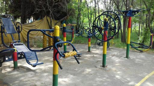 عکس کانون بزرگسالان چیتگر