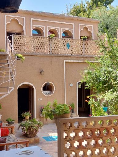 عکس رستوران سنتی باغ ارباب