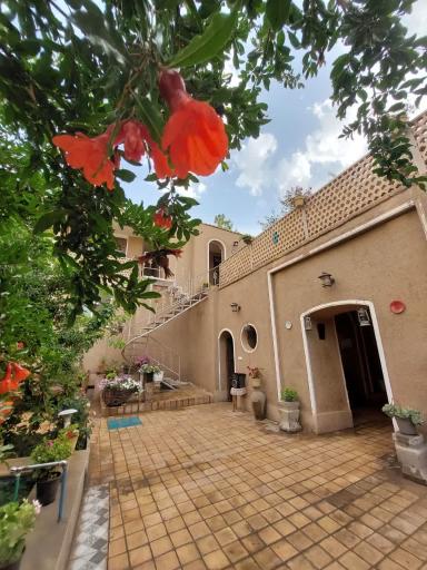 عکس رستوران سنتی باغ ارباب