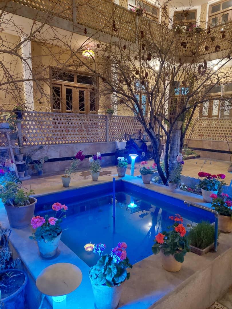 عکس رستوران سنتی باغ ارباب