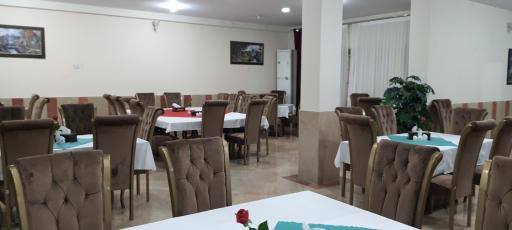 عکس هتل جهانگردی لارستان