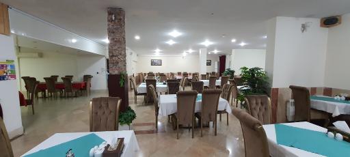 عکس هتل جهانگردی لارستان