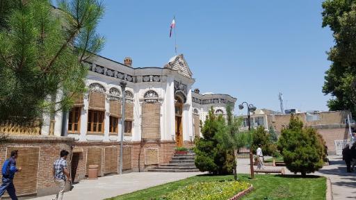 عکس ساختمان شهرداری خوی