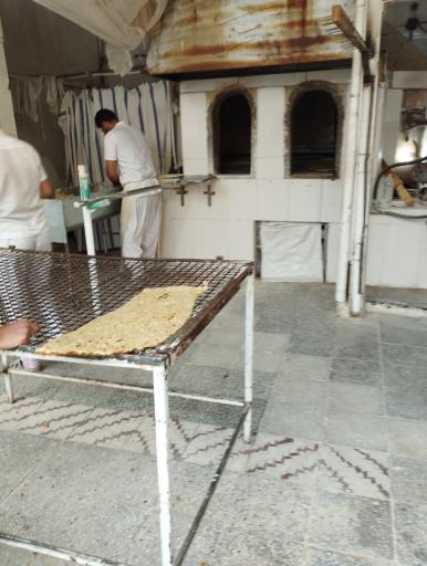 عکس نانوایی سنگک عرفان 