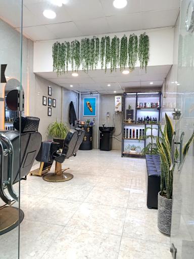 عکس آرایشگاه اِی کات