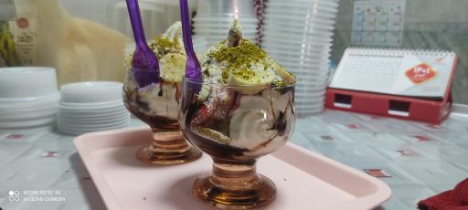 عکس آبمیوه و بستنی سهولان