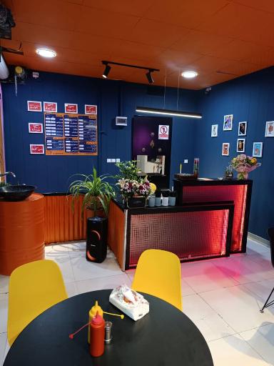 عکس لاویچ فود