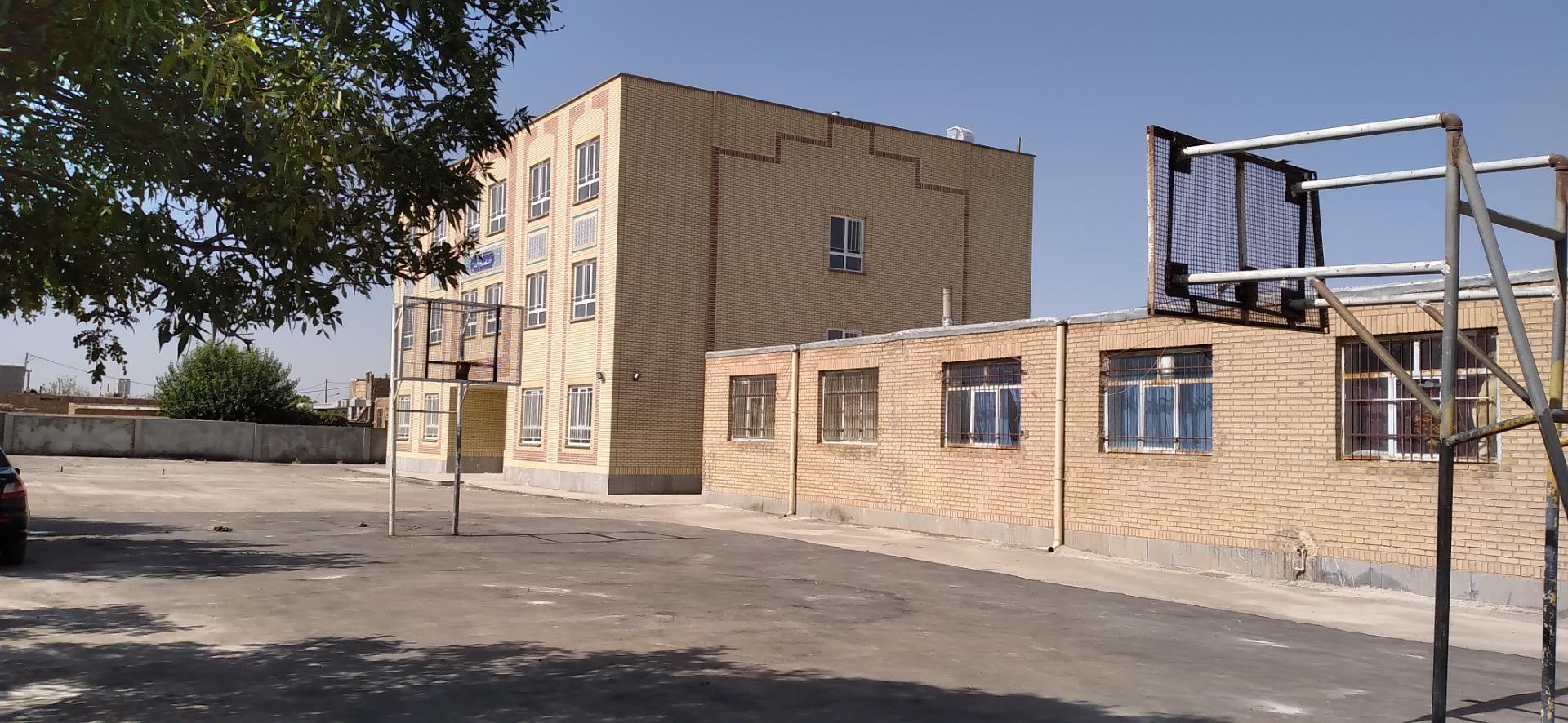 عکس دبیرستان امام خمینی