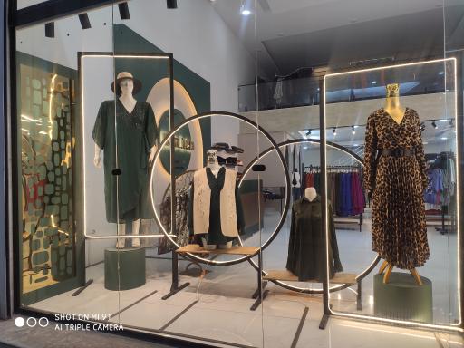 عکس فروشگاه سایز بزرگ مامی آزیتا