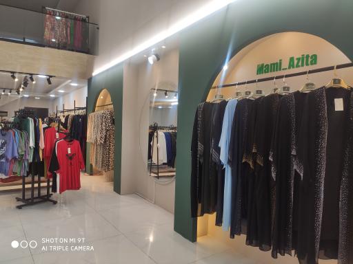 عکس فروشگاه سایز بزرگ مامی آزیتا