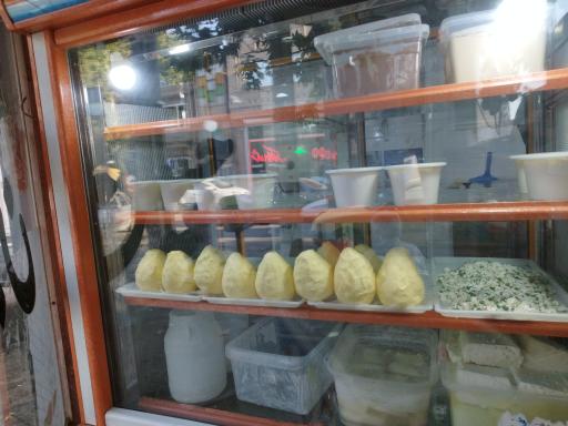 سوپر مارکت حسین