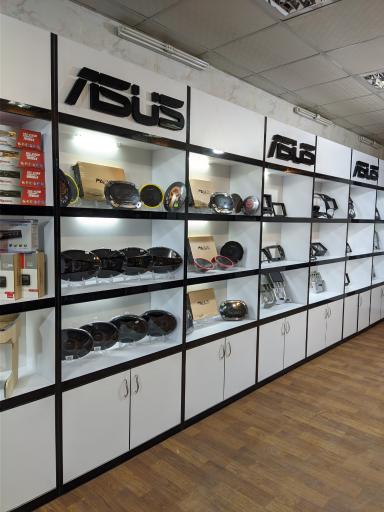 عکس مانیتور خودرو ایسوس فروشگاه اسپرلوکس