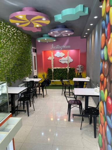 عکس وافل بستنی یامی