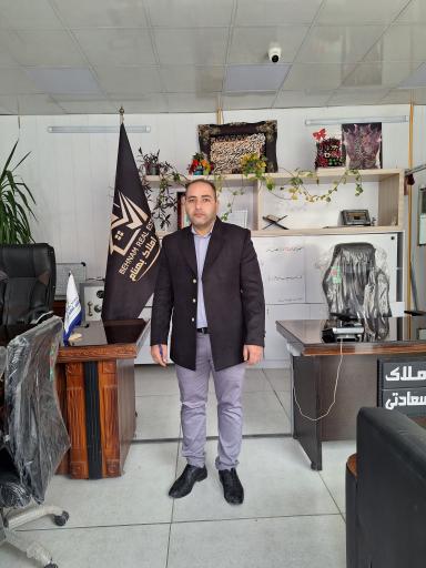 عکس مشاور املاک بهنام