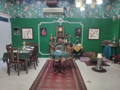 عکس رستوران محسن میرزازاده