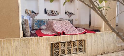 عکس هتل سنتی و کافی شاپ سرای شعرباف