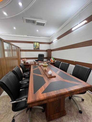 عکس مشاورین املاک افتخار