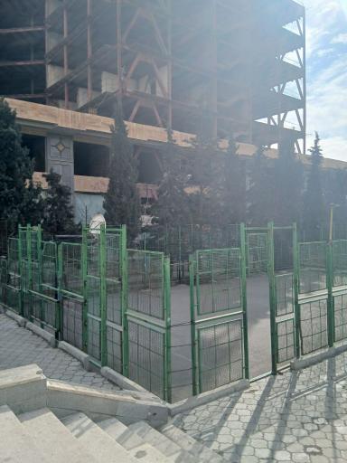 عکس زمین فوتبال چمن مصنوعی 