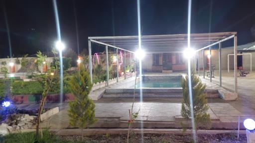 عکس مجموعه تفریحی و رفاهی گل های داوودی