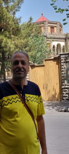 عکس عمارت مهنا