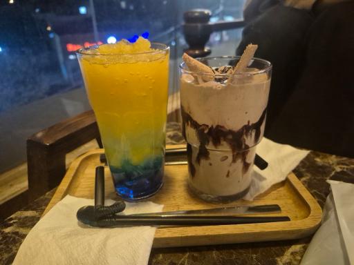 عکس کافه بالابان