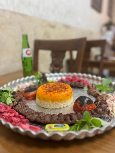 عکس صبحانه سرا وکبابی ناب