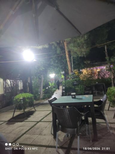 عکس رستوران و بیرون بر امیران