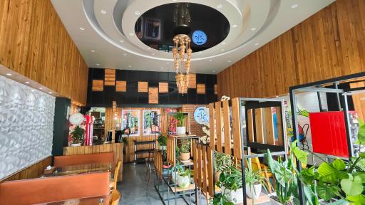 عکس پیتزا میزبان