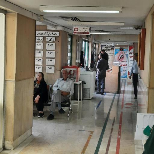 عکس چشم پزشکی هلال احمر