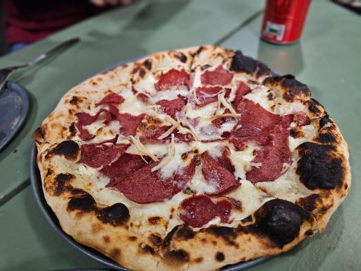 عکس پیتزا فروشی