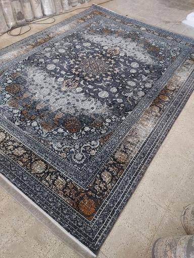 عکس انبار فرش مهدی زاده 