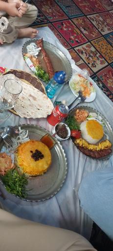 عکس رستوران سیب سبز