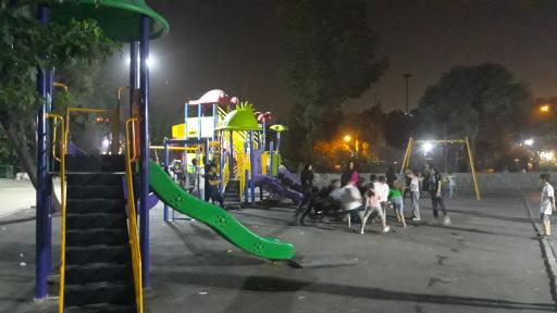 عکس زمین بازی بوستان ماهور