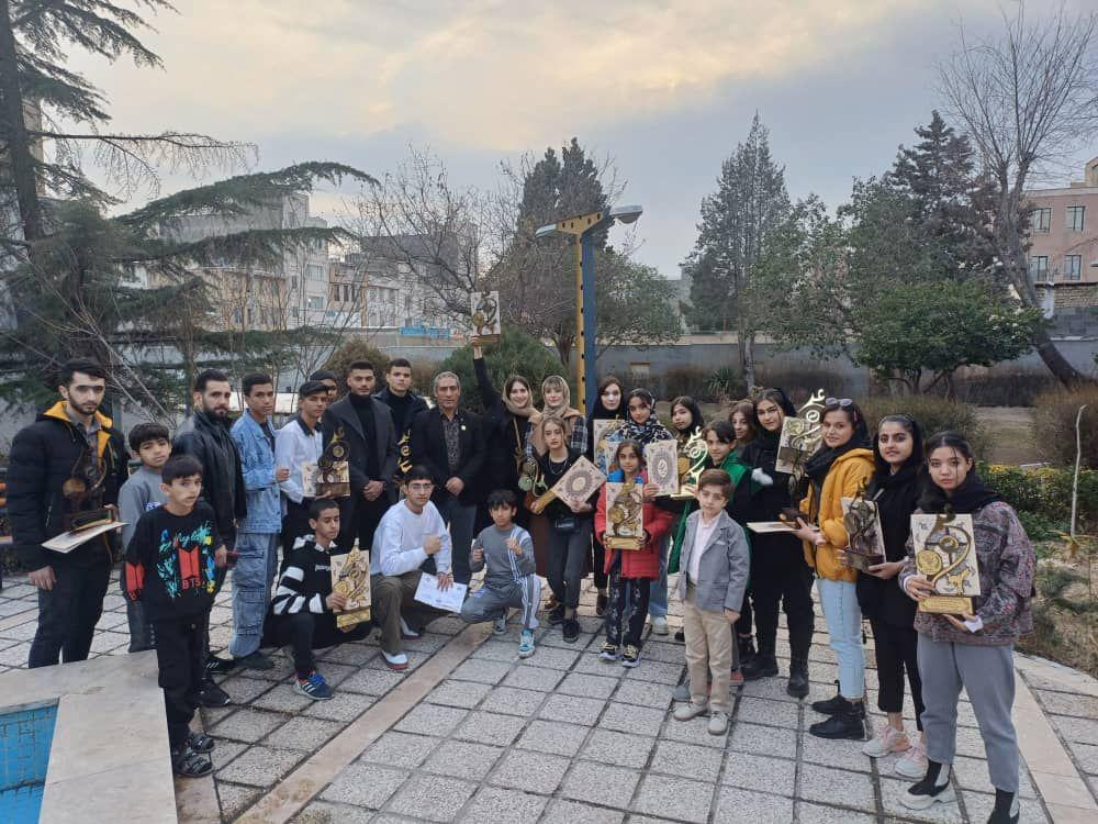 عکس باشگاه باقری 