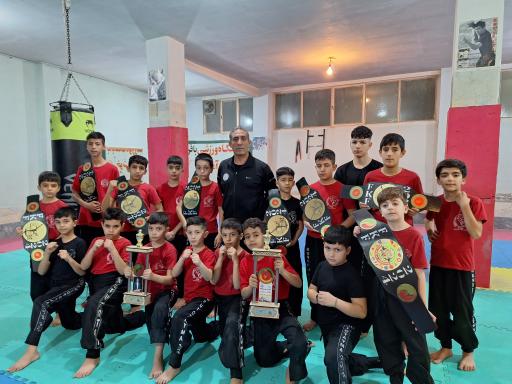 عکس باشگاه باقری 