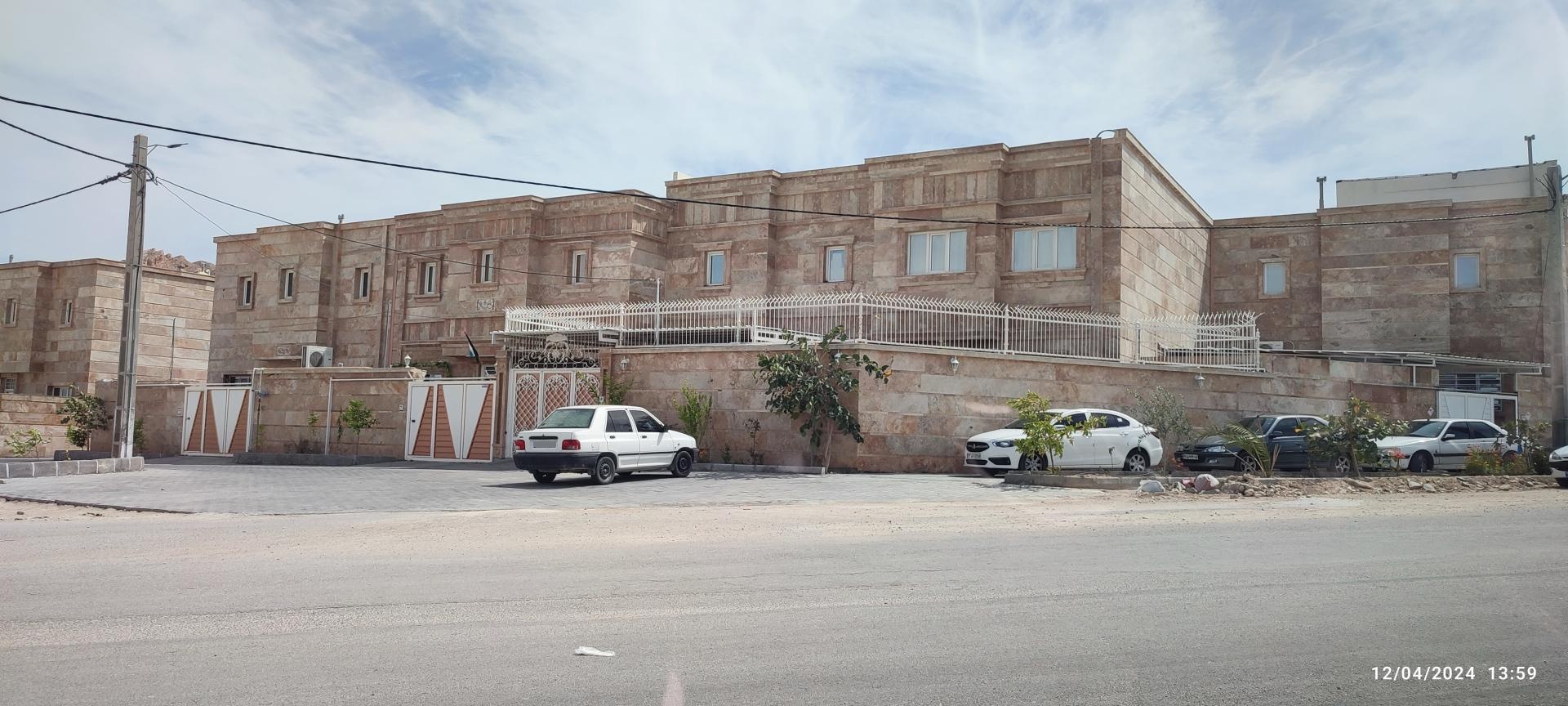 عکس مجتمع مسکونی کیانوش