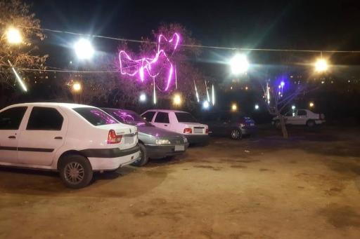 عکس باغچه رستوران آب و اتش