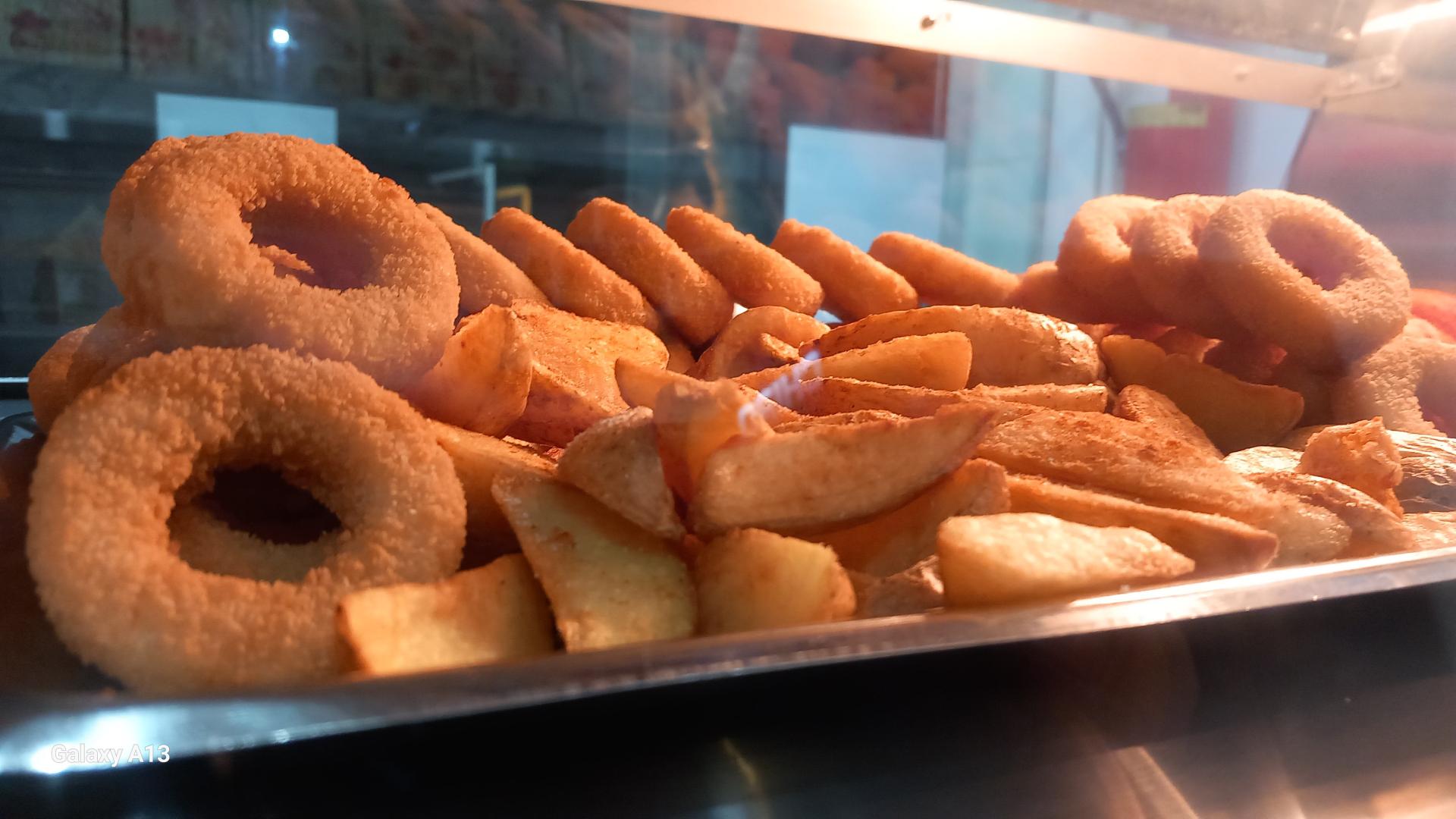 عکس فست فود آتا سوخاری