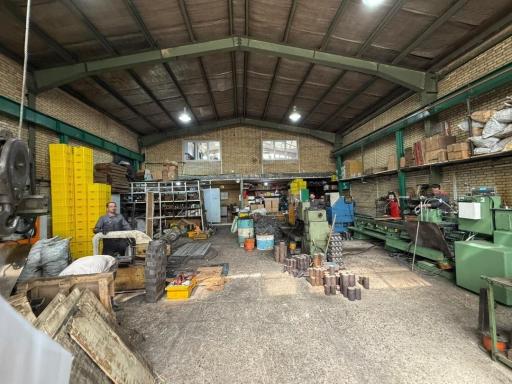 عکس نیروساز هیدرولیک آرتیمان