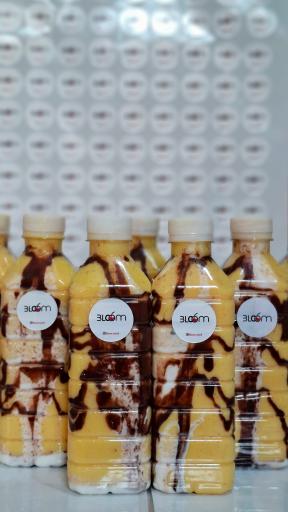 آبمیوه طبیعی بلووم