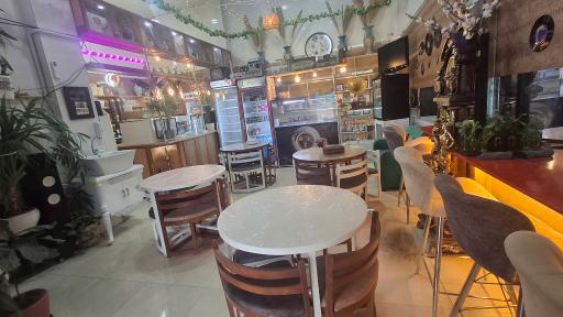 عکس کافی شاپ گلوریا