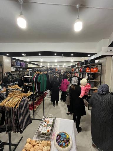 عکس مجموعه بزرگ تبریز شیک ( شعبه ماکو)