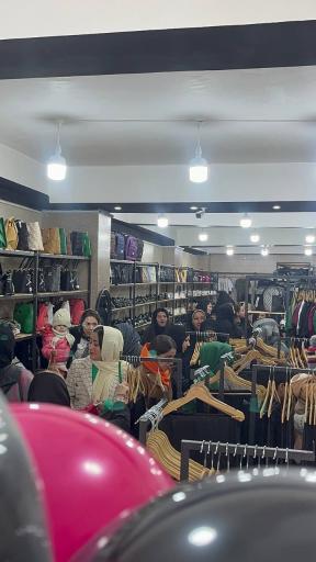 عکس مجموعه بزرگ تبریز شیک ( شعبه ماکو)