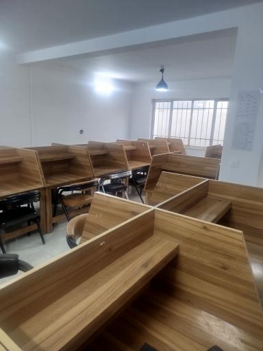 عکس سالن مطالعه دخترانه شعر بهشت